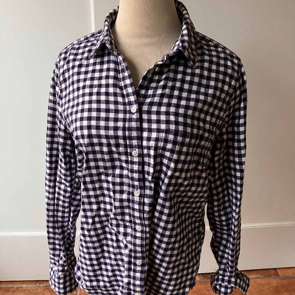 Banana Republic Soft Wash 100% Cotton Long Sleeve Button Down Top